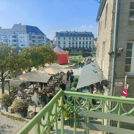 Studio Balcon De La Place Dinan Eksteriør bilde